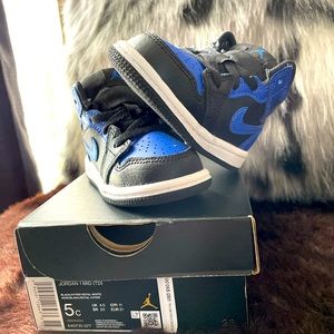 Jordan Mid 1 TD size 5c